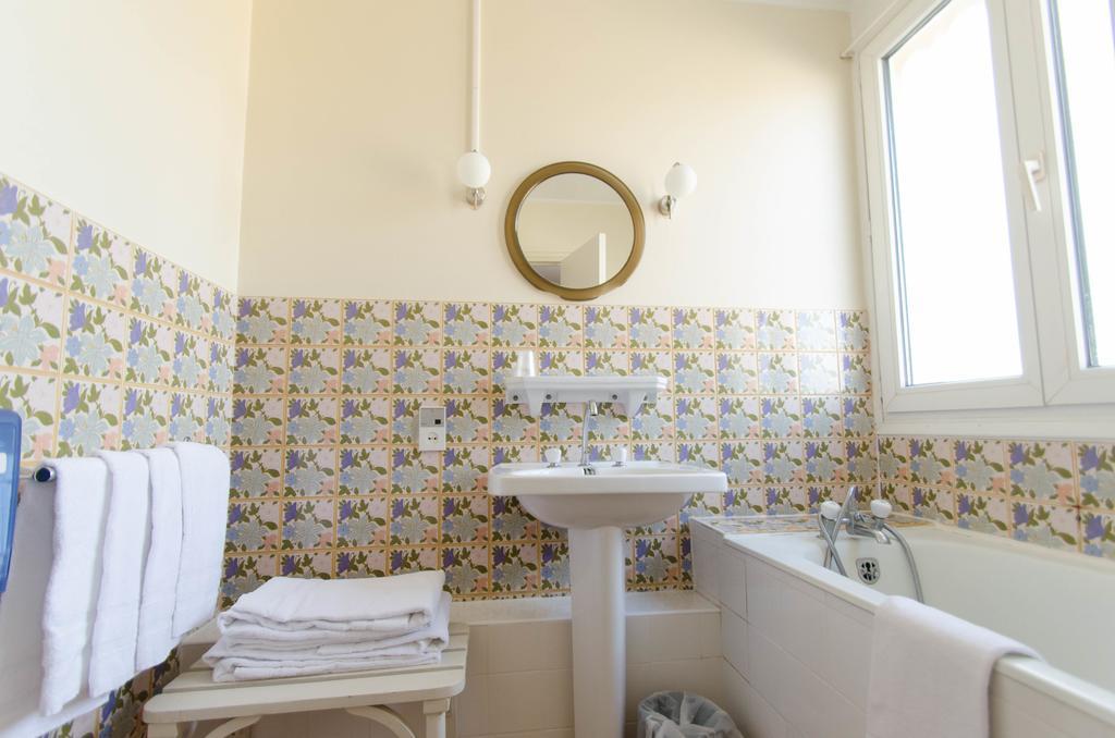 Le Homard Bleu Hotel Berck Room photo